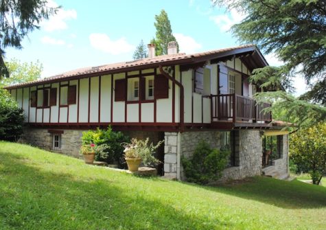 BAYONA 01